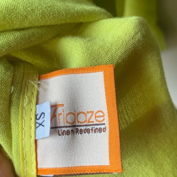 Fridaze linen button front and back lime top - Picture 5 of 6